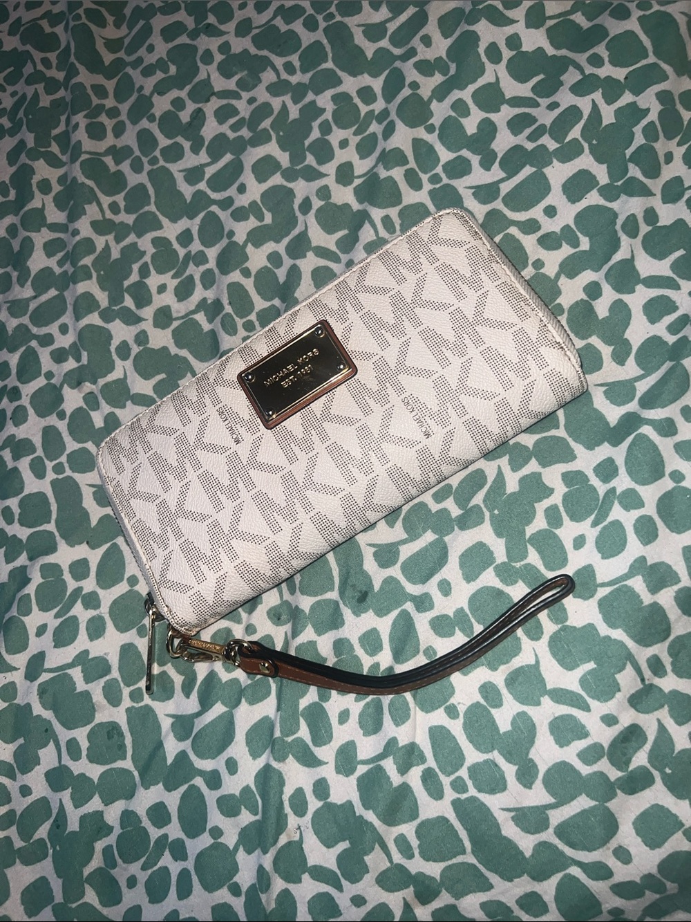 Michael Kors Off-White Logo Zip-Around Wristlet
